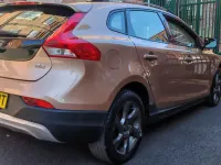 Käytetty Volvo V40 2014 Ruskea Viistoperä