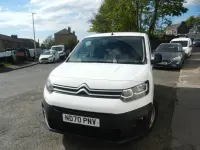 Used Citroën Berlingo Start 75 HP (55 kW) 2021 White MPV