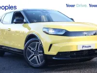 Used Ford Capri Premium 210 kW (286 HP) 2024 Yellow SUV
