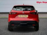 Used Nissan Qashqai Acenta Premium 158 HP (116 kW) 2023 Red SUV