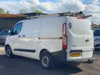 Used Ford Transit Custom 105 HP (77 kW) 2017 White Van