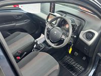 Used Peugeot 108 Active 68 HP (50 kW) 2015 Blue Hatchback