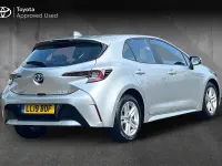 Used Toyota Corolla 120 HP (88 kW) 2019 Sterling silver Hatchback