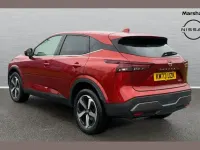 Used Nissan Qashqai N-Connecta 155 HP (114 kW) 2023 Red SUV
