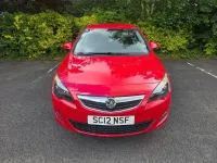 Used Vauxhall Astra Family 115 HP (84 kW) 2012 Red Hatchback