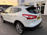 Used Nissan Qashqai Tekna 110 HP (80 kW) 2014 White SUV