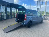 Used Citroën e-Berlingo Feel 100 HP (73 kW) 2017 Blue MPV