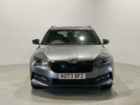 Gebraucht Skoda Superb SportlinePlus 150 PS (110 kW) 2024 Grau Kombi