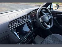 Used VW Tiguan R-line Edition 147 HP (108 kW) 2024 White SUV