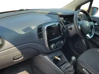 Used Renault Captur Dynamique 90 HP (66 kW) 2013 Black/cream SUV