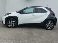 Used Toyota Aygo X 72 HP (52 kW) 2023 White SUV