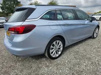 Begagnad Vauxhall Astra 2017 Silver Kombi