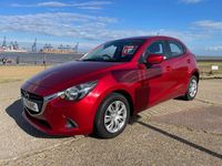 Usado Mazda 2 2016 Vermelho Citadino