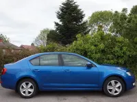 Begagnad Skoda Octavia SE 140 HK (102 kW) 2015 Blå Kombi