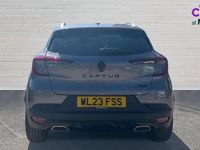 Begagnad Renault Captur Engineered 142 HK (104 kW) 2023 Grå SUV