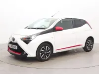 Used Toyota Aygo Trend 70 HP (51 kW) 2021 White Hatchback