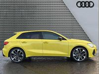 Usado Audi S3 Sportback Black Edition 333 HP (244 kW) 2025 Amarelo Citadino