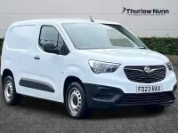 Usado Vauxhall Combo S 100 HP (73 kW) 2023 Branco Van