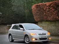 Used Toyota Corolla SR 110 HP (80 kW) 2006 Silver Hatchback