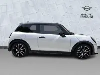Used Mini Cooper S Hatch 201 HP (147 kW) 2025 White Hatchback