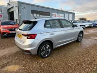 Usado Skoda Fabia SE L 110 HP (80 kW) 2022 Prateado Citadino