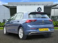 Used VW Golf VIII Style 147 HP (108 kW) 2024 Blue Hatchback