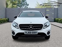 Used Mercedes GLA180 Urban 122 HP (89 kW) 2019 White SUV