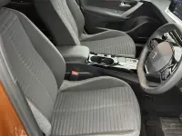 Used Peugeot e-2008 Active+ 100 kW (136 HP) 2023 Orange SUV