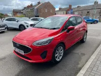 Używany Ford Fiesta Trend 75 KM (55 kW) 2023 Czerwony Hatchback