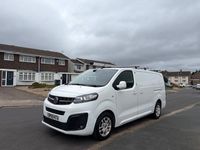 Used Vauxhall Vivaro Sportive 120 HP (88 kW) 2019 White MPV