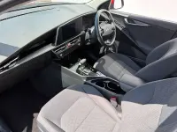 Used Kia Niro 139 HP (102 kW) 2023 Orange SUV