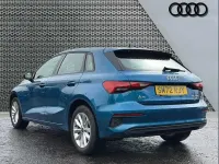Używany Audi A3 Comfort 147 KM (108 kW) 2023 Niebieski Sedan/Limuzyna