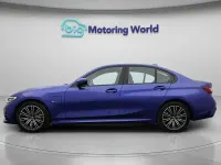 Usado BMW 330e M Sport 292 HP (214 kW) 2022 Azul Sedan