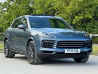 Used Porsche Cayenne 440 HP (323 kW) 2018 Blue SUV