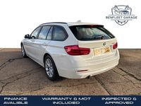 Begagnad BMW 318 2016 Vit Kombi