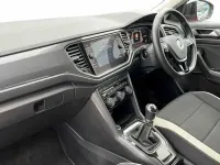 Used VW T-Roc SEL 150 HP (110 kW) 2021 Red SUV