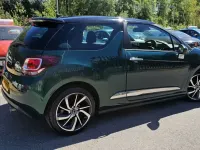 Used Citroën DS3 Prestige 99 HP (72 kW) 2017 Green Hatchback
