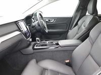 Used Volvo V60 Ultimate 249 HP (183 kW) 2023 Estate