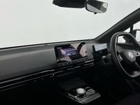 Used MG MG4 EV SE 319 kW (435 HP) 2023 White Hatchback