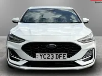Used Ford Focus ST-Line 125 HP (91 kW) 2023 White Hatchback