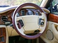 Used Bentley Arnage 398 HP (292 kW) 2002 Purple Sedan