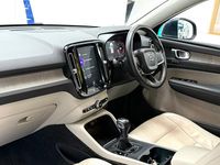 Usado Volvo XC40 Inscription 156 HP (114 kW) 2018 Azul SUV