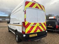 Second-hand Ford Transit 130 CP (95 kW) 2022 Alb Van