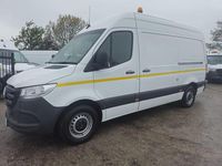 Begagnad Mercedes Sprinter Progressive 2022 Vit Van