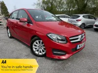 Begagnad Mercedes B180 SE 109 HK (80 kW) 2015 Röd Minibuss