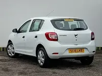 Used Dacia Sandero Ambiance 73 HP (53 kW) 2016 White Hatchback
