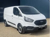 Used Ford Transit Custom 105 HP (77 kW) 2019 White Van