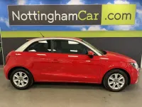 Usado Audi A1 Design 105 CV (77 kW) 2012 Rojo Utilitario