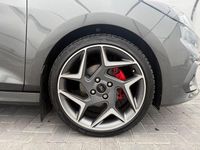 Usado Ford Fiesta ST 200 HP (147 kW) 2019 Cinzento Citadino