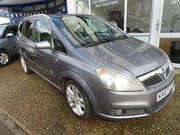 Used Vauxhall Zafira Design Edition 120 HP (88 kW) 2007 Grey MPV